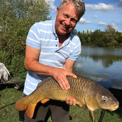 Profile Picture of Adrian Rayner (@AdeRayner) on Twitter