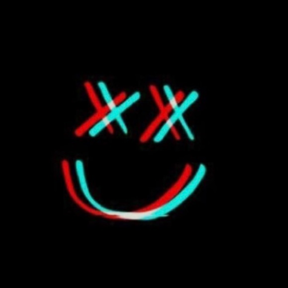 Profile Picture of Clarissa Acevedo (@keishkapeesh) on Poshmark