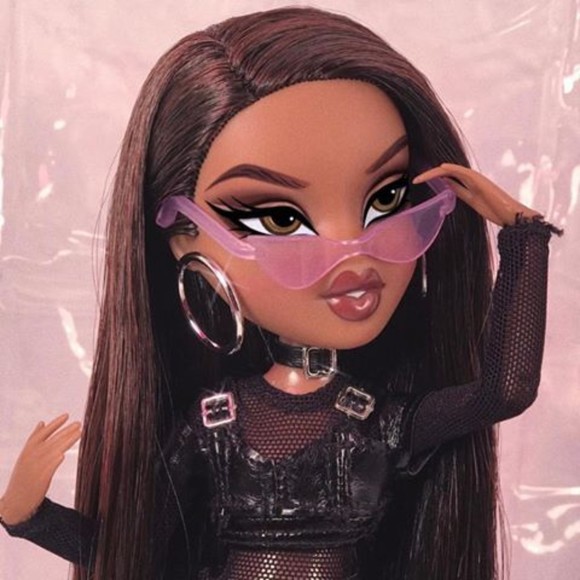Profile Picture of Alisha Lamoreaux (@fr0ggy440) on Poshmark