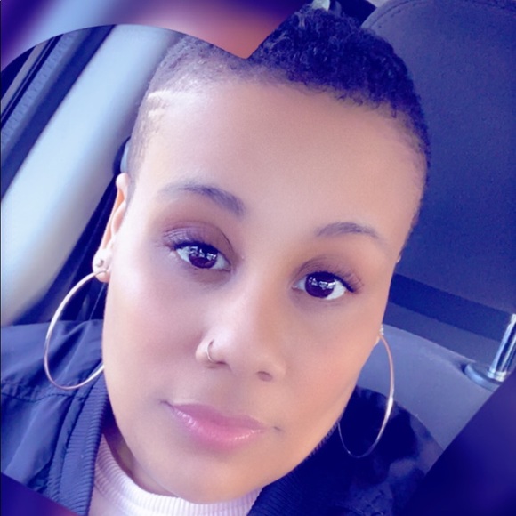 Profile Picture of Lavonne Mcnair (@levy0709) on Poshmark