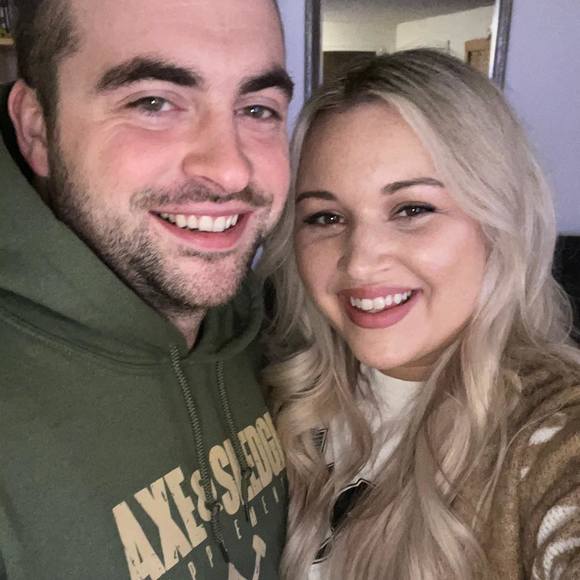 Profile Picture of Amanda Ray (@mandamckenzie17) on Poshmark