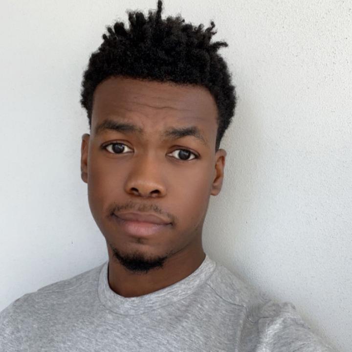 Profile Picture of 𝕯𝔞𝔫𝔦𝔢𝔩 ℰ𝒹𝓂𝑜𝓃𝒹 (@scoop826) on Tiktok