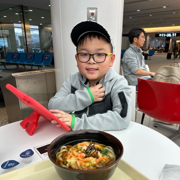 Profile Picture of Tim Huynh (@timhuynh82) on Poshmark