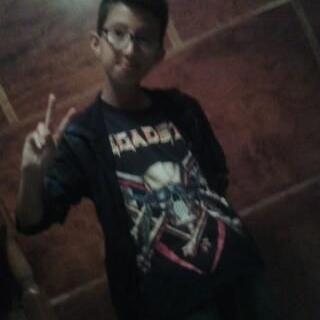 Profile Picture of Axel Perez (@axelperez129) on Twitter