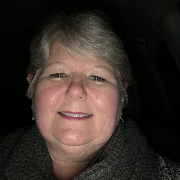 Profile Picture of Ada Huffman (@sugarbutt14) on Poshmark