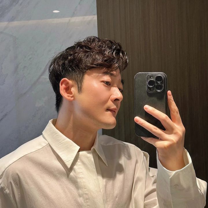 Profile Picture of Clive (@clive8240) on Tiktok