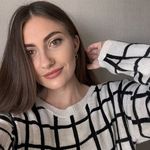 Profile Picture of Юлія Шеєн | SMM | ведення сторінок | візуал | стратегія (@julia.sheien) on Instagram