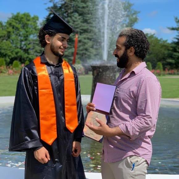 Profile Picture of Ayad Algahmi (@ayad7312002) on Poshmark