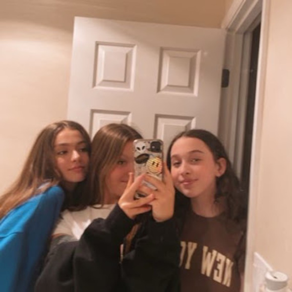 Profile Picture of Paige Ertler (@paigeertler) on Poshmark