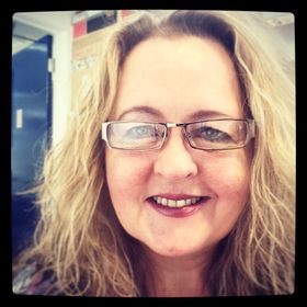 Profile Picture of Suzanne Bond (@suzannebond) on Pinterest