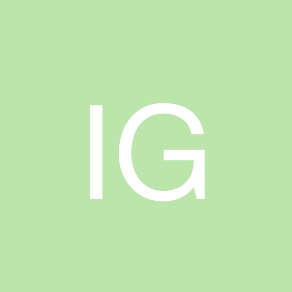 Profile Picture of Inga Gelishvili (@anndori1) on Poshmark