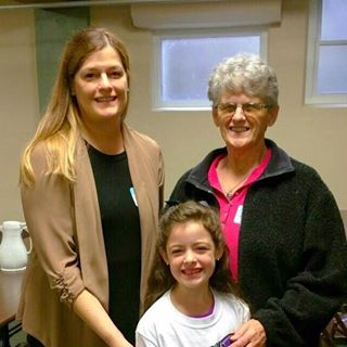 Profile Picture of Deb Levinski (@deb.levinski) on Facebook