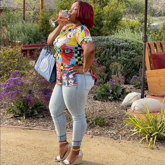 Profile Picture of Crystal Clarke (@soulwriterloa) on Poshmark