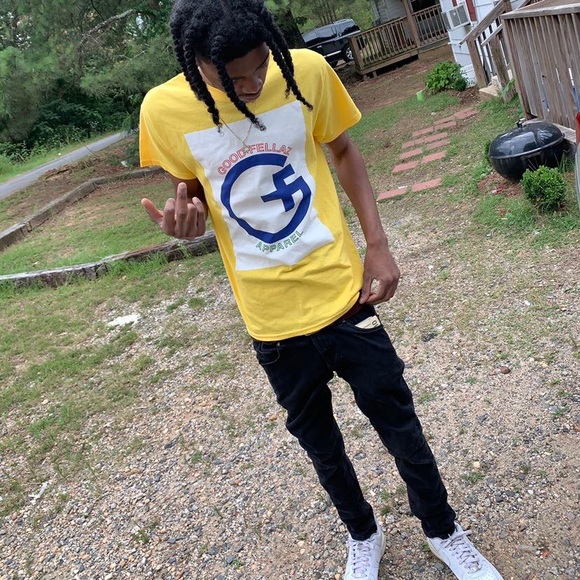 Profile Picture of Zachary Coleman (@ziggy2000327) on Poshmark