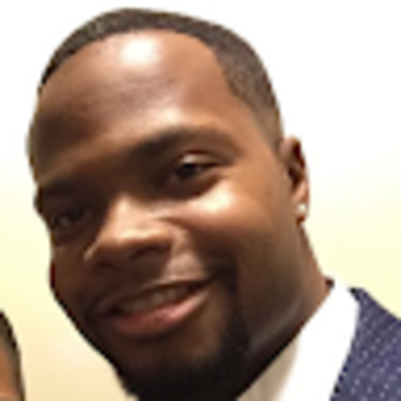 Profile Picture of Jeremy Fenderson (@mrjsfenderson) on Poshmark