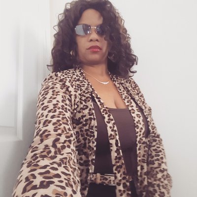 Profile Picture of Angela Bishop (@AngelaB46503839) on Twitter