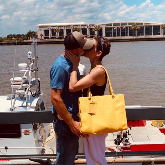 Profile Picture of Lisa Glidewell (@lisaglidewell) on Poshmark