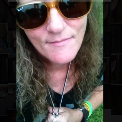 Profile Picture of Lisa Hendrix (@hendrix_lisa) on Twitter