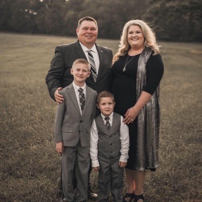 Profile Picture of Richard Howard (@Rhow711) on Twitter