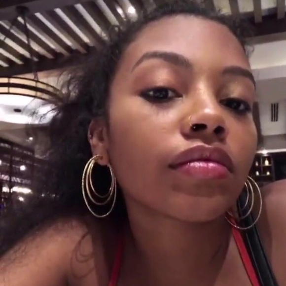 Profile Picture of Erica Nedd (@enedd95) on Poshmark