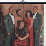 Profile Picture of Anne Walton (@annienicloa) on Instagram