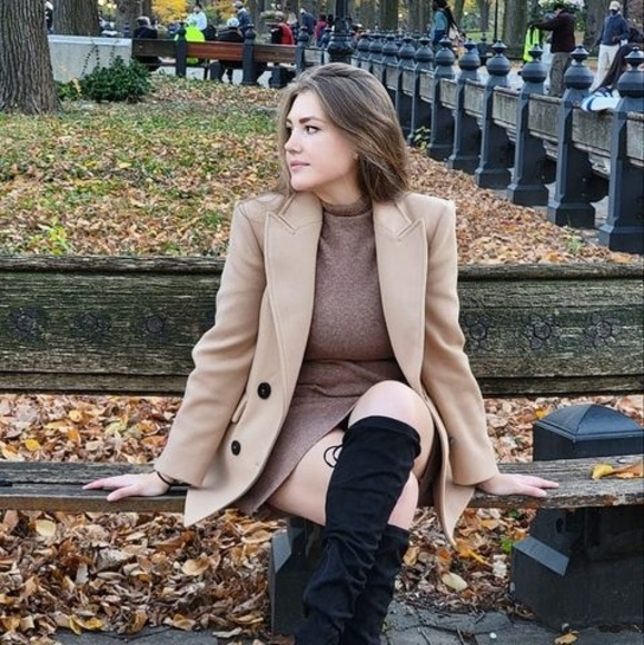 Profile Picture of Kristina Kristina (@nagornova_chris) on Poshmark