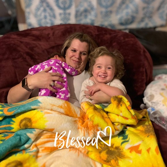 Jeaneane Jenkins - Poshmark Profile Picture of Jeaneane Jenkins (@ladyrock74) on Poshmark