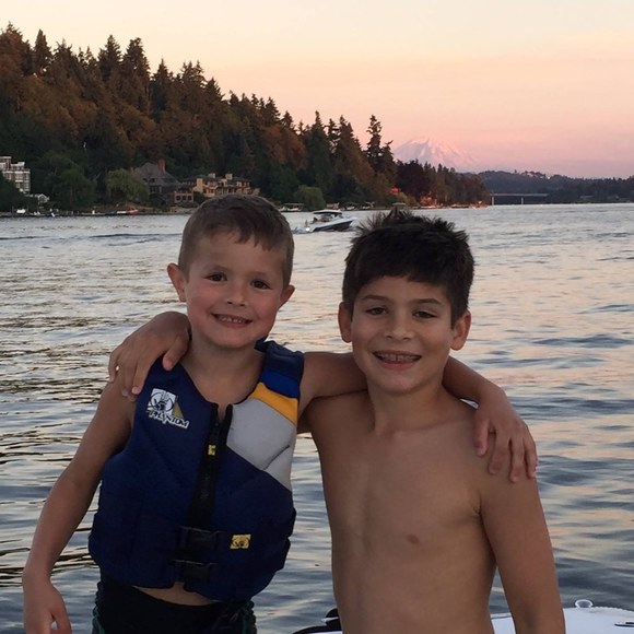 Profile Picture of Kelly Keller (@kkellertidwell) on Poshmark