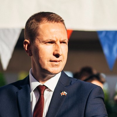 Profile Picture of Andy Garth (@AndyGarthUK) on Twitter