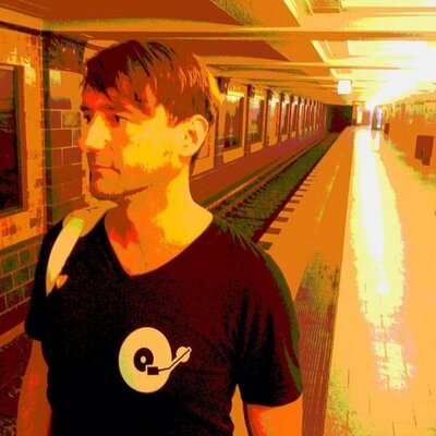 Profile Picture of Peter STROM (@captain_strom) on Twitter