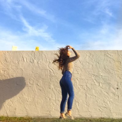 Profile Picture of Hayley Clanton (@hayley_clanton) on Twitter