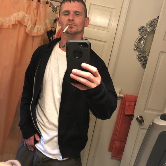 Profile Picture of William Moses (@williammoses) on Poshmark