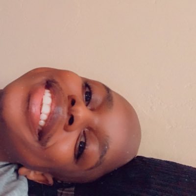 Profile Picture of S'Khona Couleé (@uSkhona) on Twitter