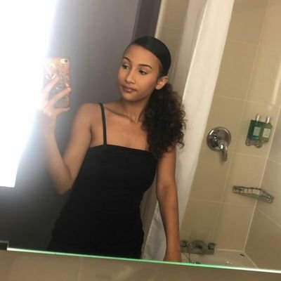 Profile Picture of K... (@KhadijaBescoby) on Twitter