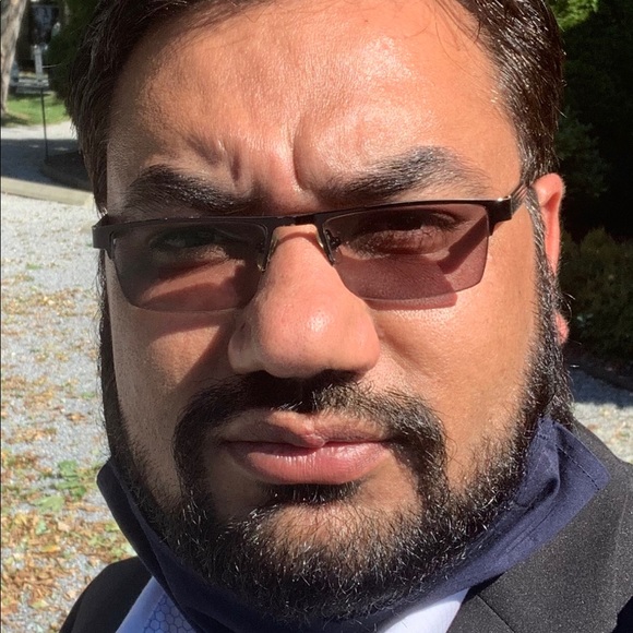 Profile Picture of Asim Mahmood (@asim_mahmood) on Poshmark