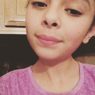 Profile Picture of Laura Arreguin (@laura_garcia100) on Twitter