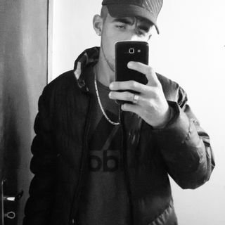 Profile Picture of Gus Fernandes (@Gustavo_sug751) on Twitter