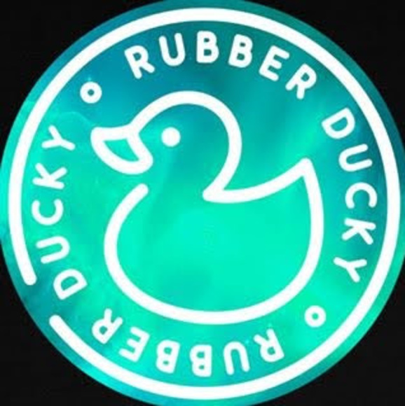 Profile Picture of Jerry Carroll (@wavesx1107) on Poshmark