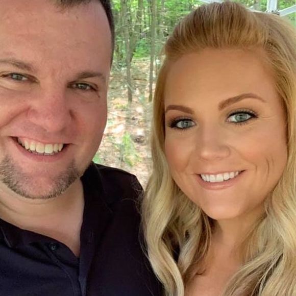 Profile Picture of Renee Moitoza (@renee_moitoza) on Poshmark