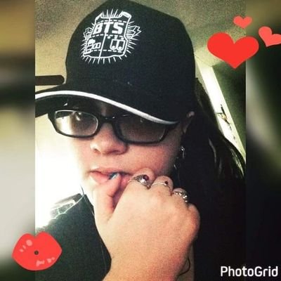 Profile Picture of Angelica Iris Ortiz (@Vampchick28) on Twitter