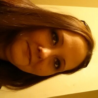 Profile Picture of Lovemeorhateme (@MandiGillespie) on Twitter