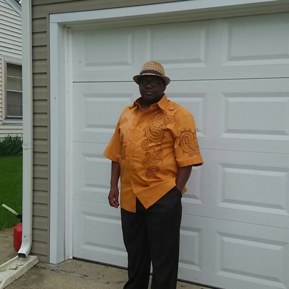 Profile Picture of Melvin Cohen (@melvincohen8) on Poshmark