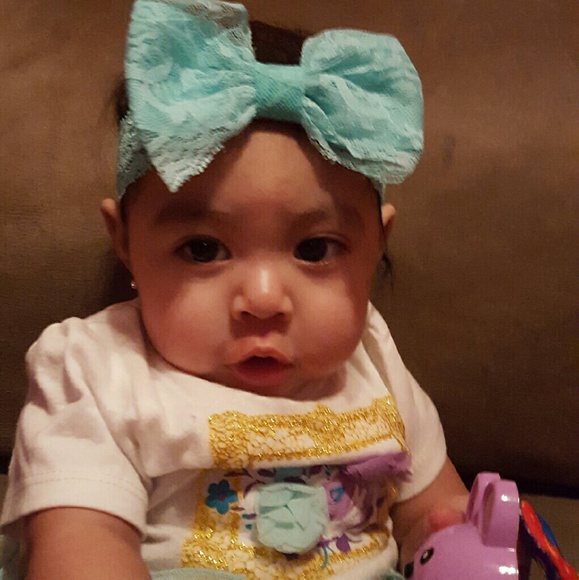 Profile Picture of Alma Vasquez (@lolapink28) on Poshmark
