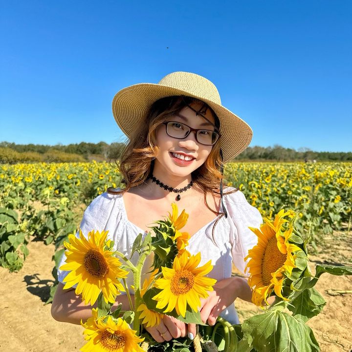 Profile Picture of Kimmize (@kimkeolii) on Tiktok