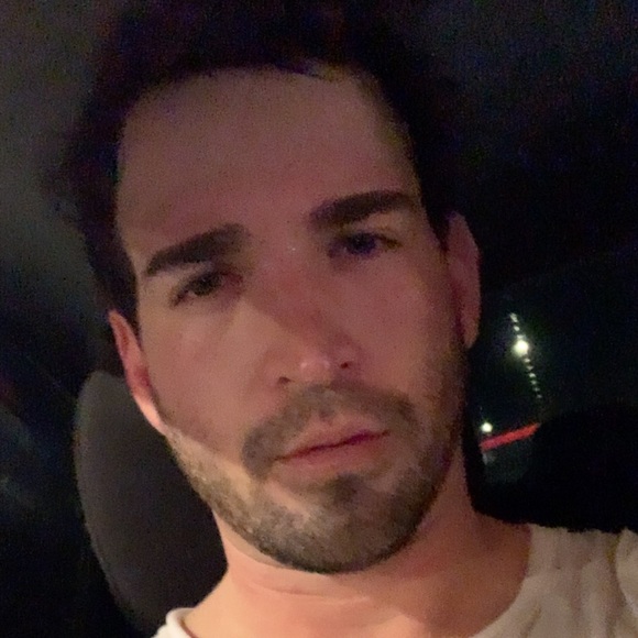 Profile Picture of Cesar Osuna (@osuna4) on Poshmark