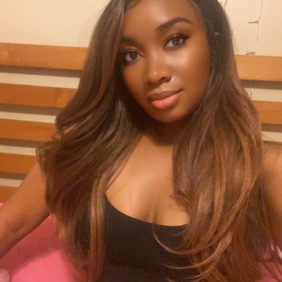 Profile Picture of Arin Phillips-tompkins (@arinbryce) on Poshmark