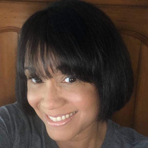 Profile Picture of Stacey Brobst (@stacey19460) on Poshmark