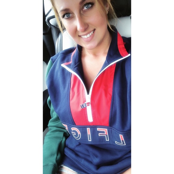 Profile Picture of Haley Glover (@h_glover) on Poshmark