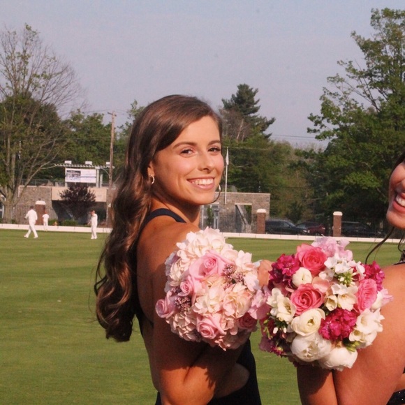 Profile Picture of Harriett Blatney (@hblatney51) on Poshmark