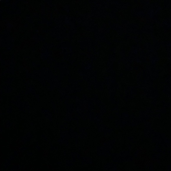 Profile Picture of Kamarin Bauer (@kamarinbauer) on Poshmark